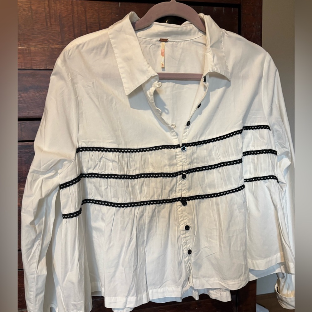 Free People Lace Lover Blouse - Sz Medium - white/black NWOT Never Worn